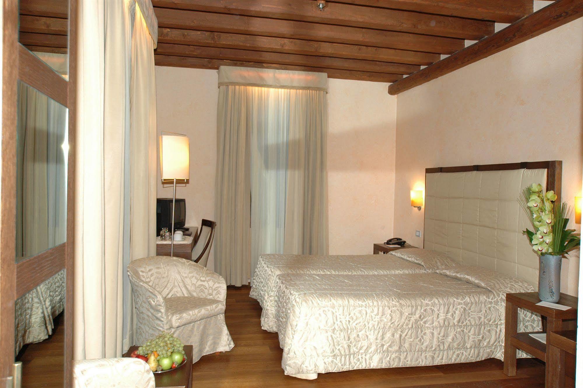 Palazzo Selvadego Hotell Venedig Exteriör bild